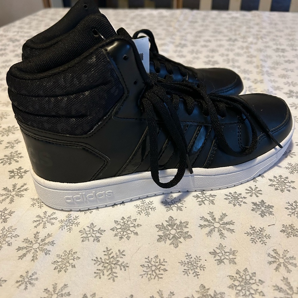 Adidas Hoops 2.0 Mid